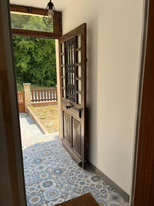 Apartmán Chez Mimi, La Route Des Fruits Jumièges Exteriér fotografie